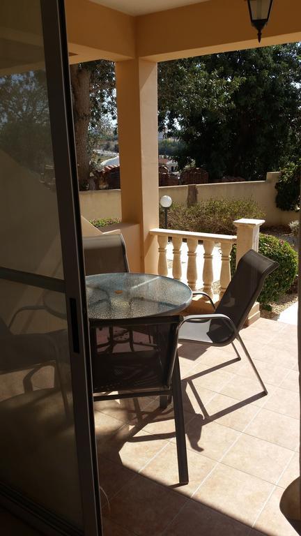 Ferienwohnung Panorama Court Paphos Exterior foto
